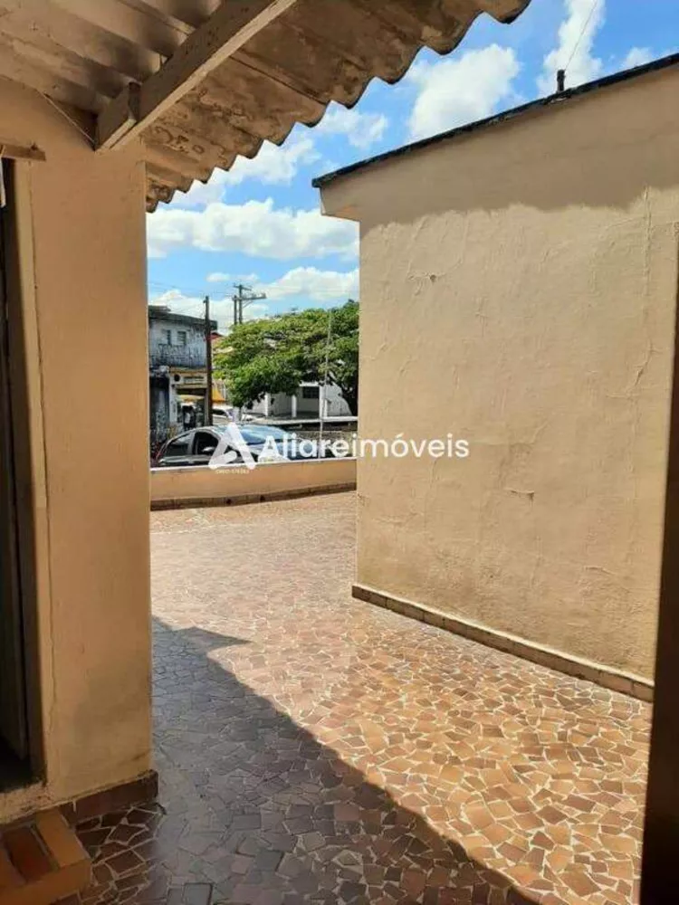 Casa à venda com 2 quartos, 138m² - Foto 3
