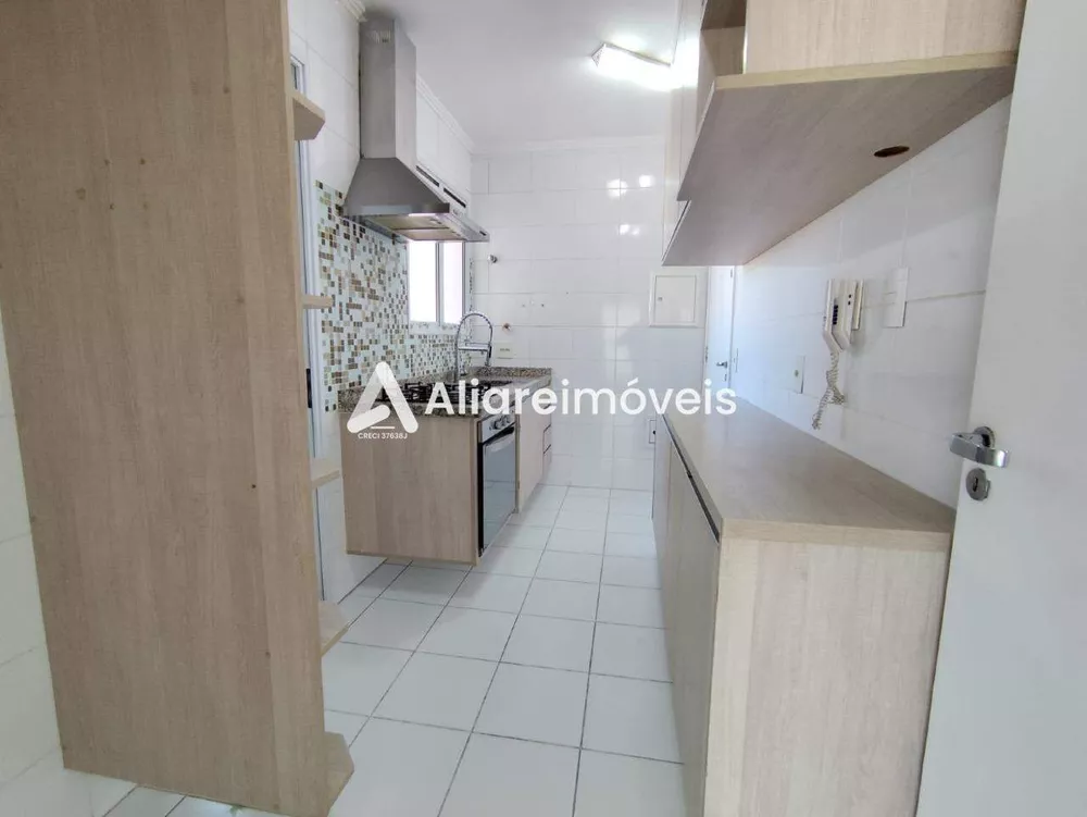 Apartamento à venda com 3 quartos, 87m² - Foto 8