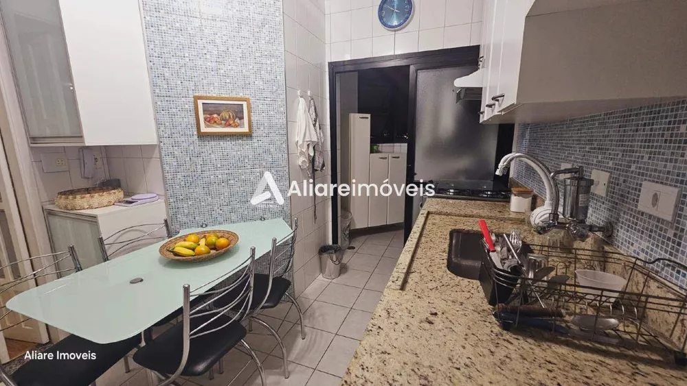 Apartamento à venda com 3 quartos, 80m² - Foto 3