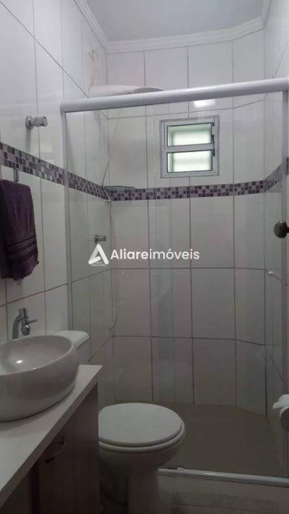 Casa à venda com 3 quartos, 270m² - Foto 7