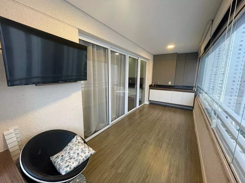 Apartamento à venda com 2 quartos, 67m² - Foto 3