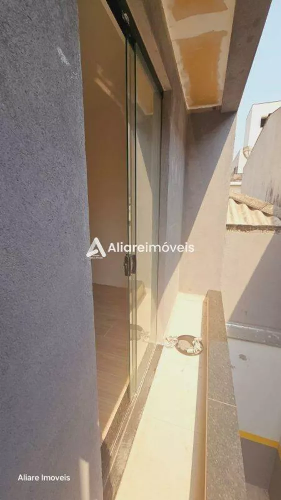 Apartamento à venda com 2 quartos, 56m² - Foto 4