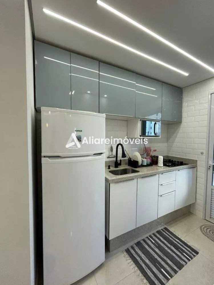 Apartamento à venda com 2 quartos, 41m² - Foto 7