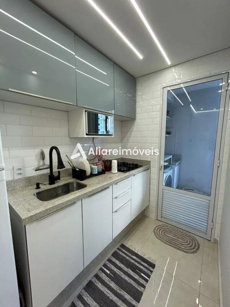 Apartamento à venda com 2 quartos, 41m² - Foto 8