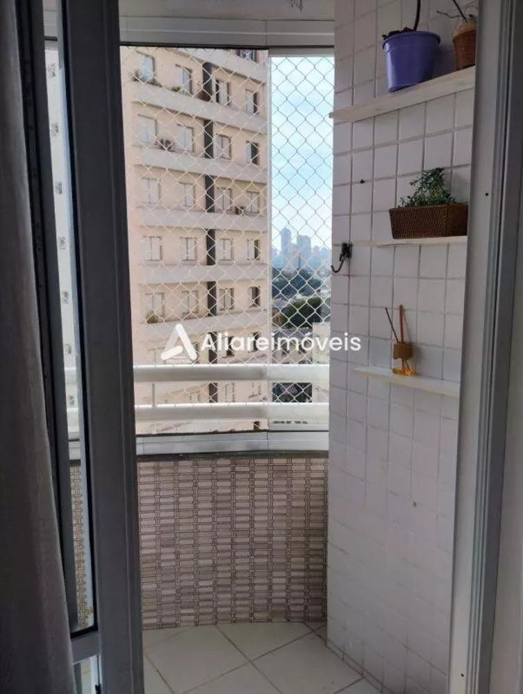 Apartamento à venda com 3 quartos, 79m² - Foto 2