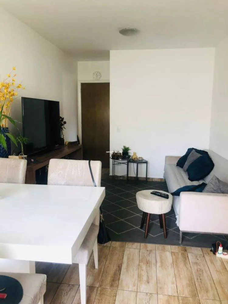 Apartamento à venda com 2 quartos, 56m² - Foto 4