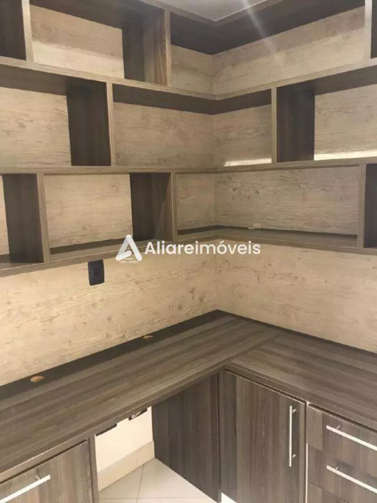 Apartamento para alugar com 4 quartos, 178m² - Foto 3