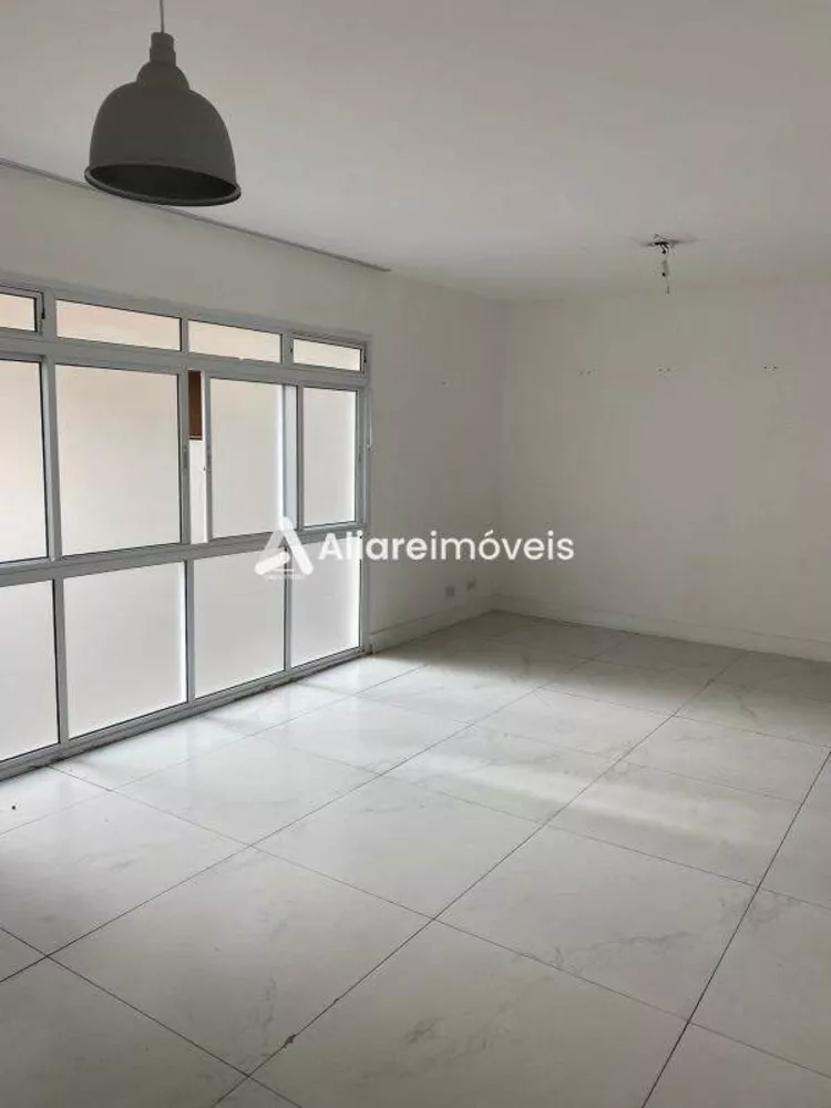 Apartamento à venda com 3 quartos, 115m² - Foto 3