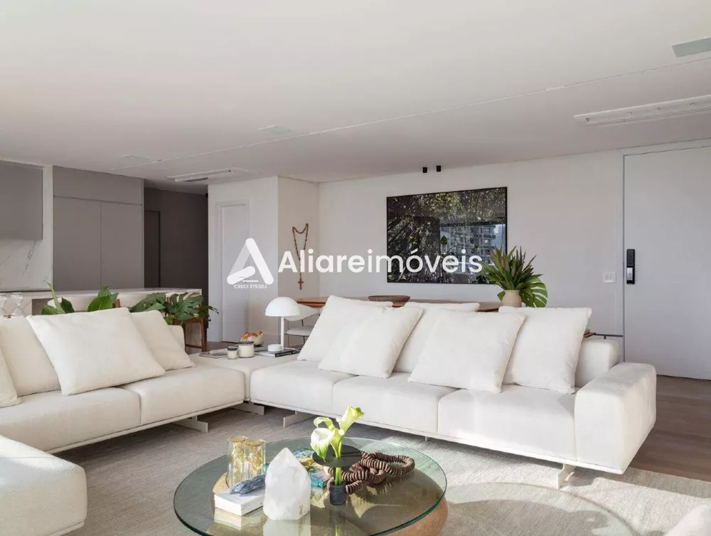 Apartamento à venda com 3 quartos, 175m² - Foto 2