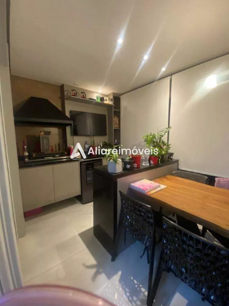 Apartamento à venda com 3 quartos, 127m² - Foto 2