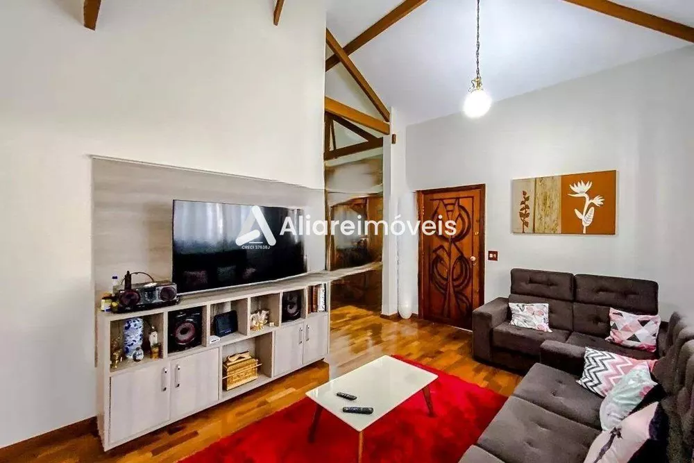 Casa à venda com 4 quartos, 270m² - Foto 7