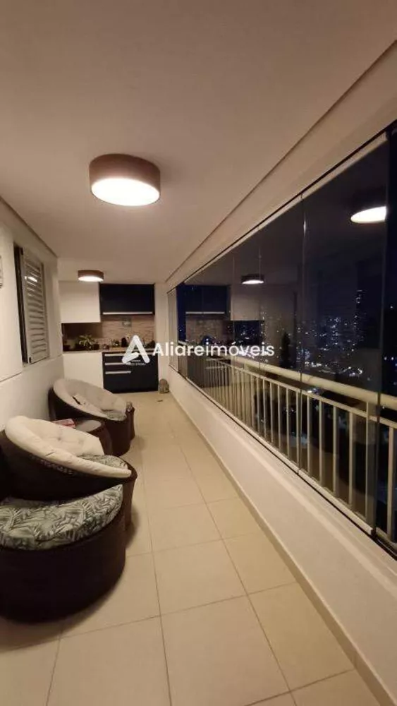 Apartamento à venda com 3 quartos, 97m² - Foto 4