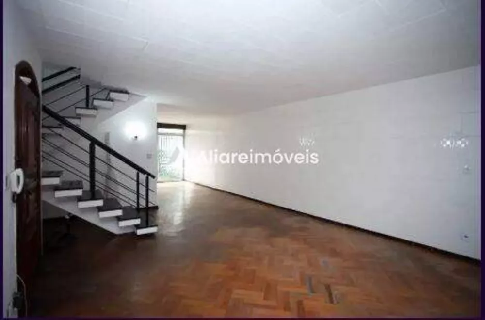 Casa para alugar com 3 quartos, 238m² - Foto 3