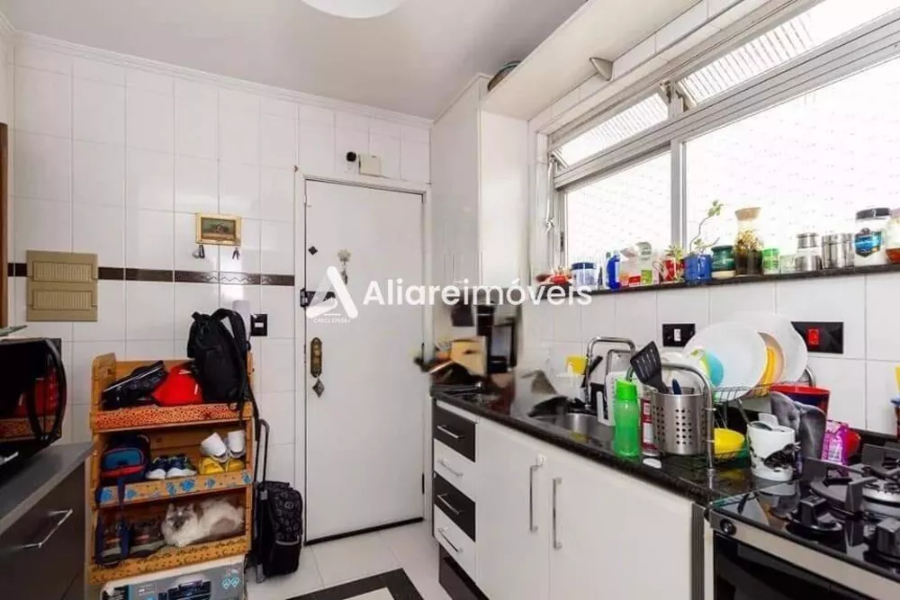 Apartamento à venda com 2 quartos, 72m² - Foto 4