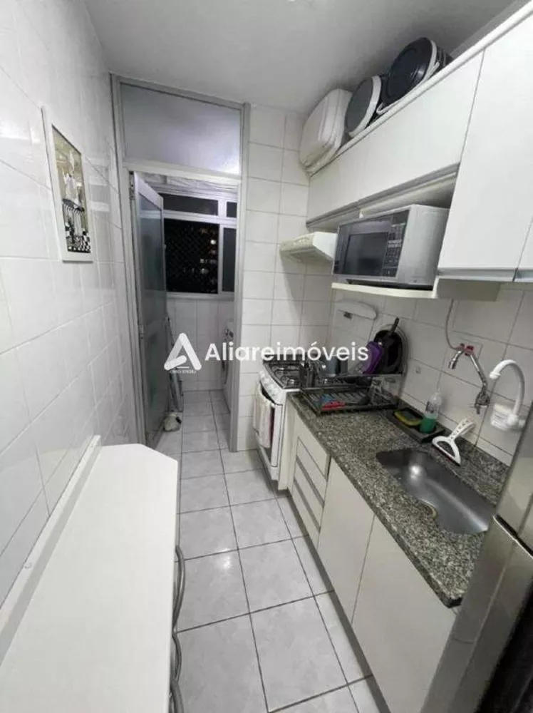 Apartamento para alugar com 2 quartos, 50m² - Foto 4