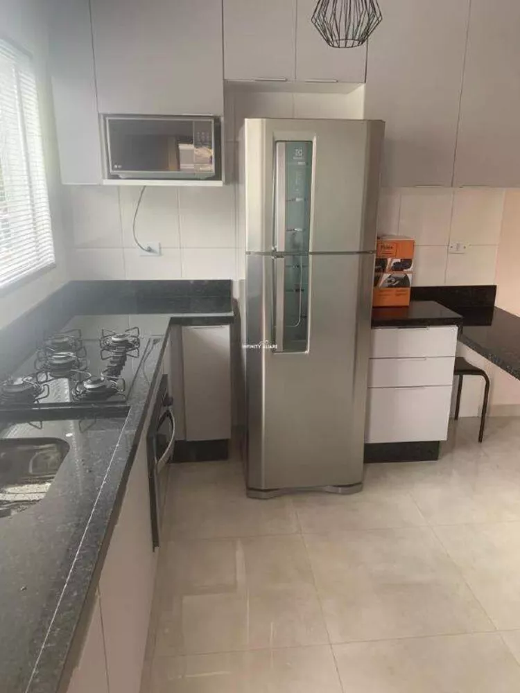 Apartamento à venda com 2 quartos, 39m² - Foto 4