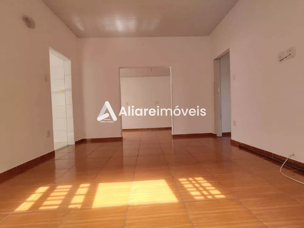 Casa à venda com 3 quartos, 111m² - Foto 4