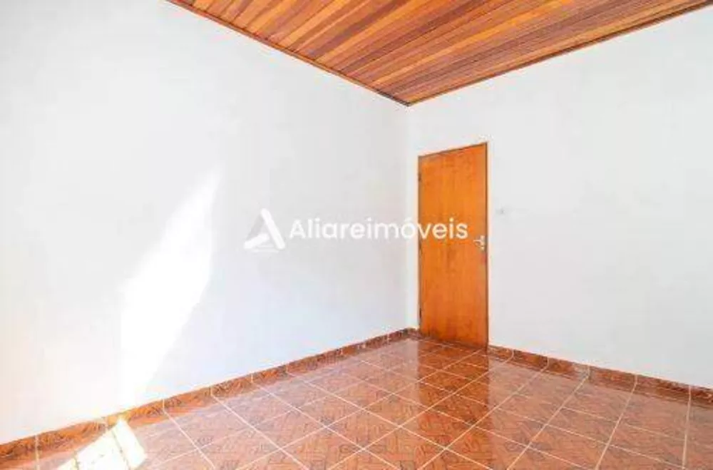 Casa à venda com 5 quartos, 356m² - Foto 4