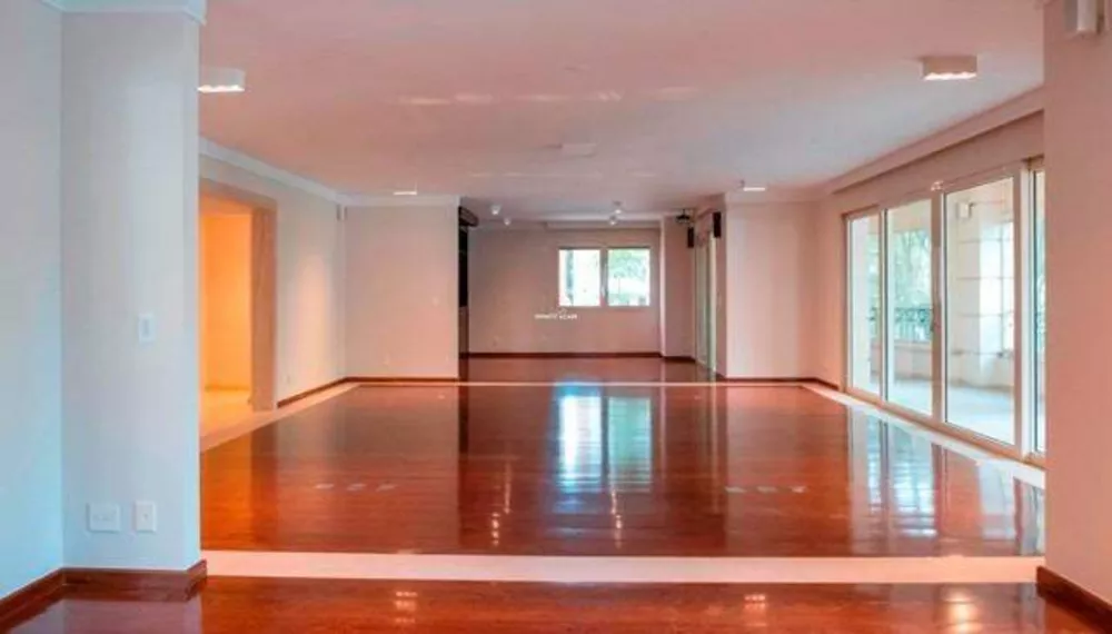 Apartamento à venda com 3 quartos, 306m² - Foto 1