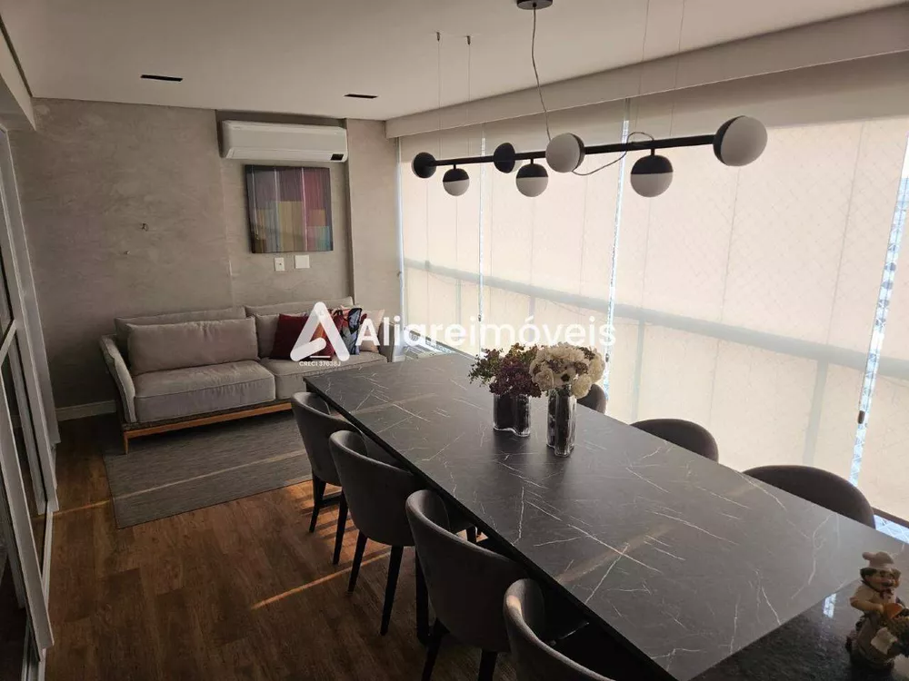 Apartamento à venda com 3 quartos, 134m² - Foto 2