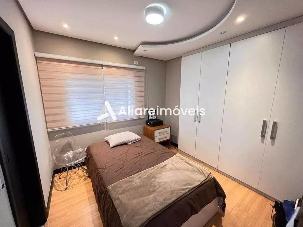 Casa para alugar com 3 quartos, 330m² - Foto 3