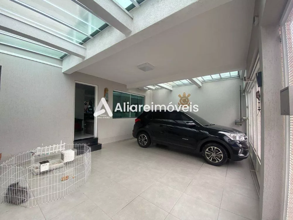 Casa à venda com 3 quartos, 111m² - Foto 2