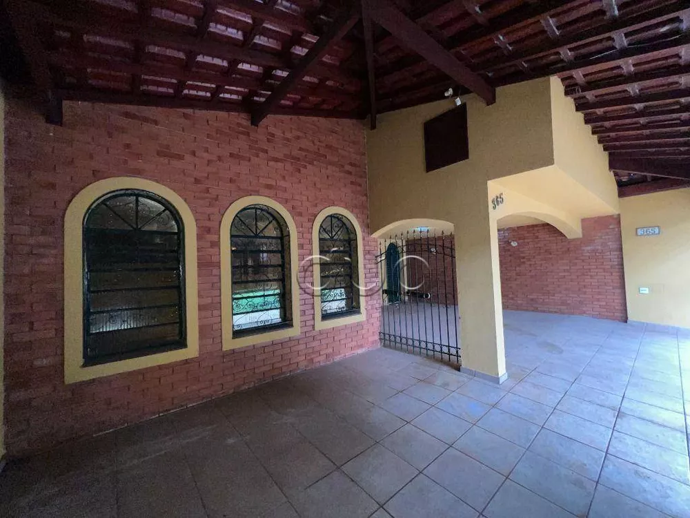 Casa à venda com 3 quartos, 287m² - Foto 3