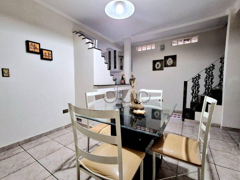 Casa, 3 quartos, 176 m² - Foto 1