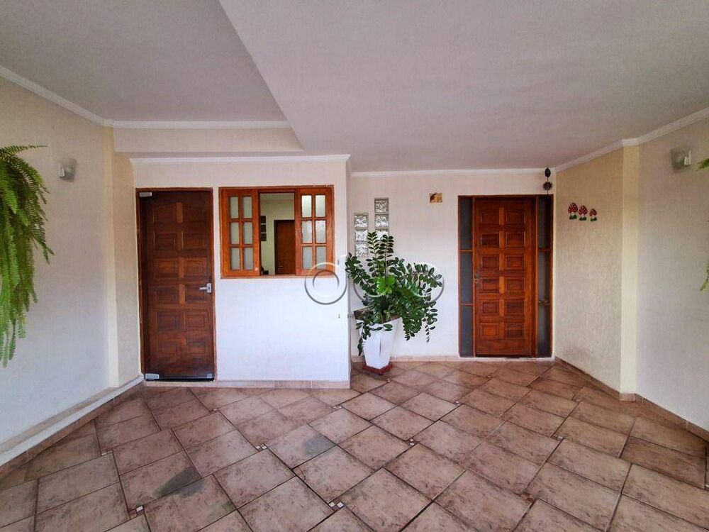 Casa, 3 quartos, 176 m² - Foto 2