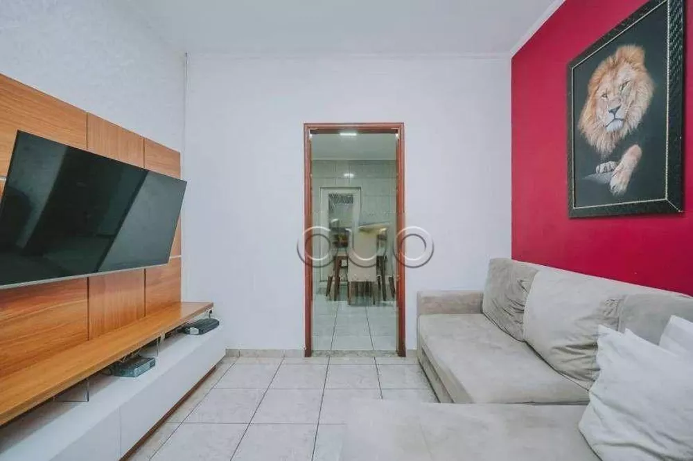 Casa à venda com 3 quartos, 105m² - Foto 2