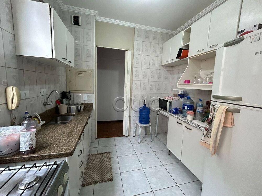 Apartamento à venda com 3 quartos, 73m² - Foto 2