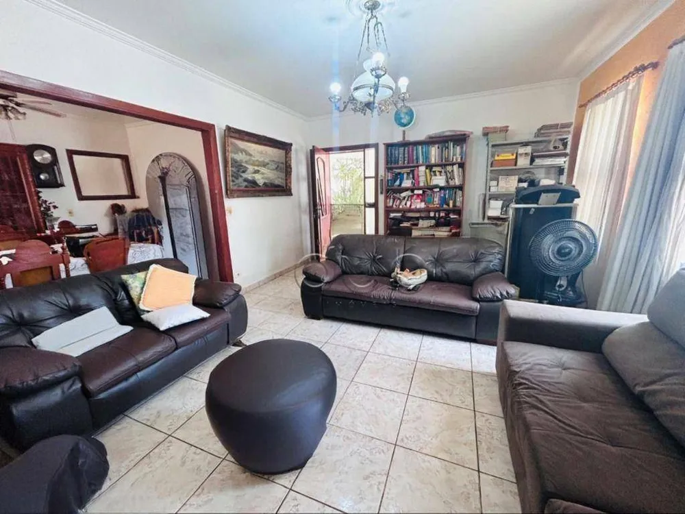 Casa, 3 quartos, 181 m² - Foto 1