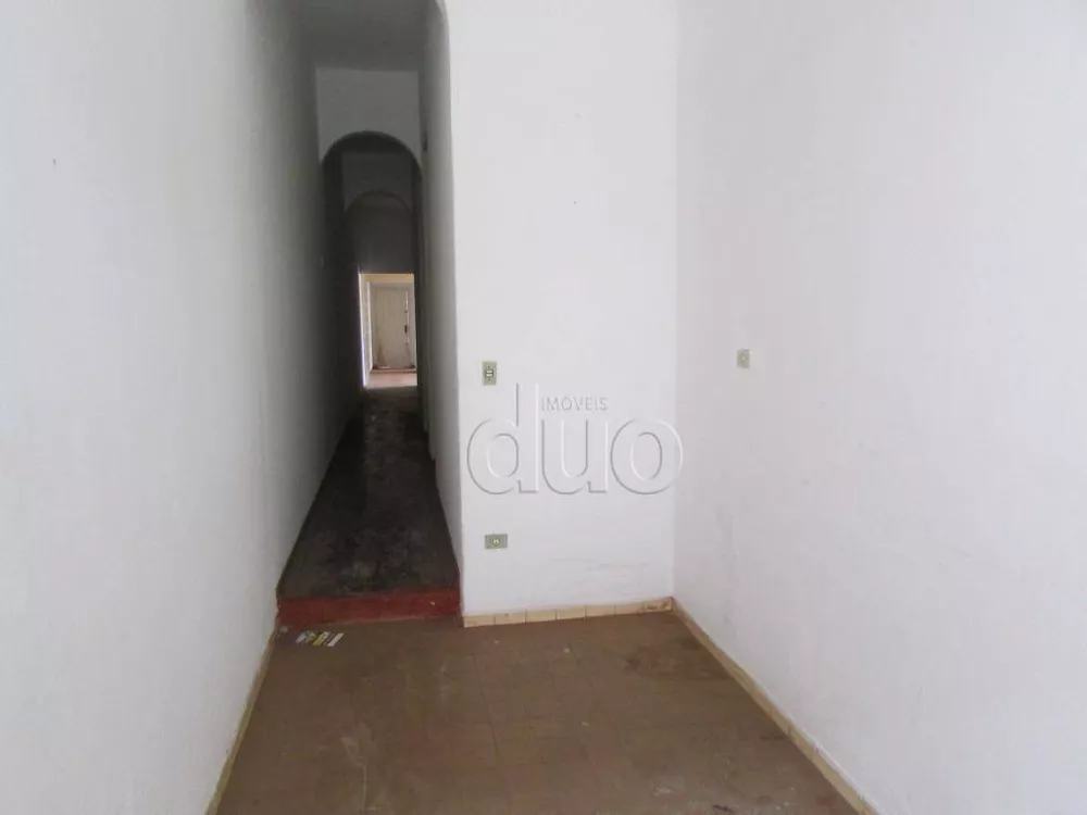 Casa à venda com 5 quartos, 254m² - Foto 2