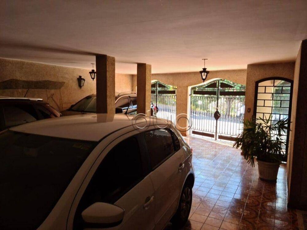 Casa, 3 quartos, 252 m² - Foto 4