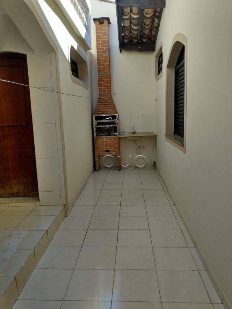 Casa, 3 quartos, 252 m² - Foto 15