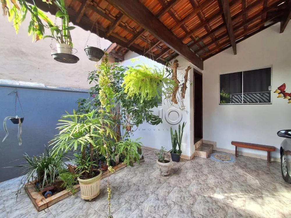 Casa à venda com 3 quartos, 110m² - Foto 4