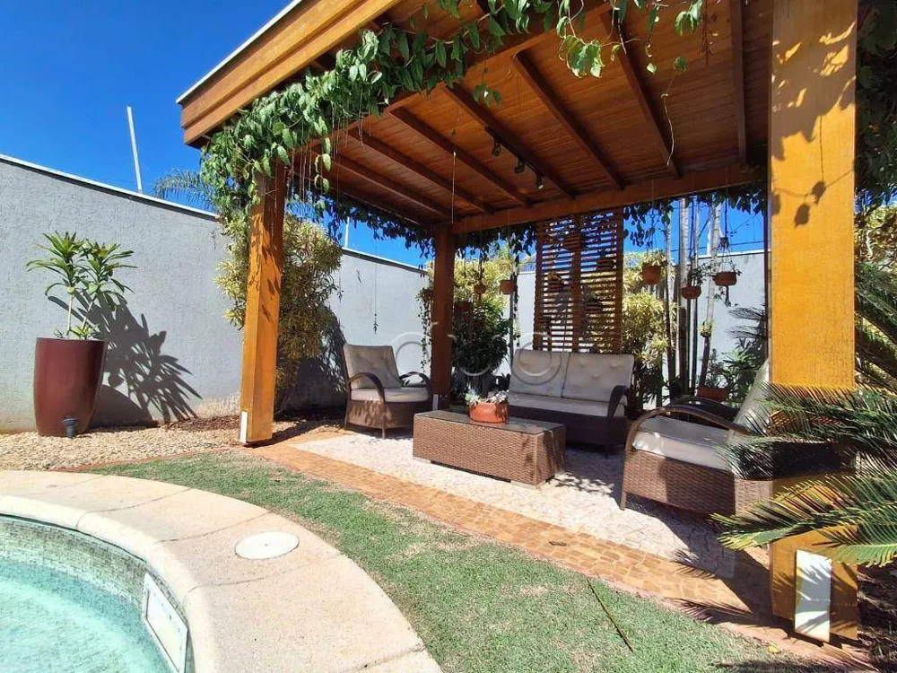 Casa, 3 quartos, 440 m² - Foto 1