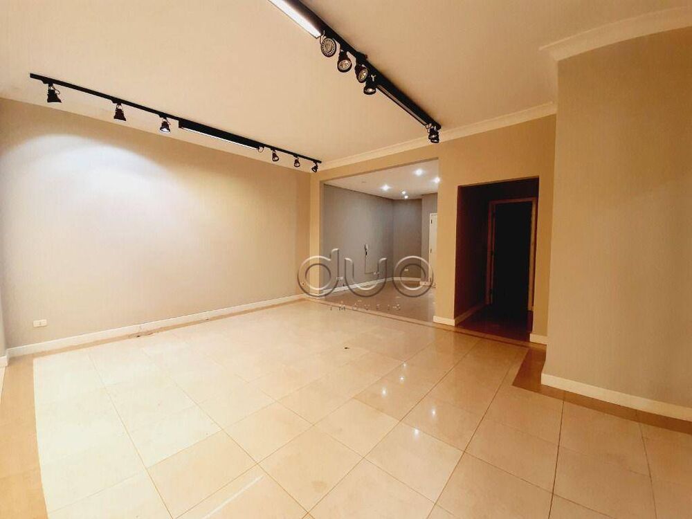 Casa, 3 quartos, 356 m² - Foto 1