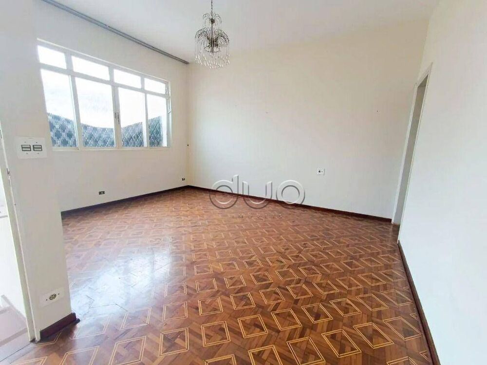 Casa, 3 quartos, 232 m² - Foto 1