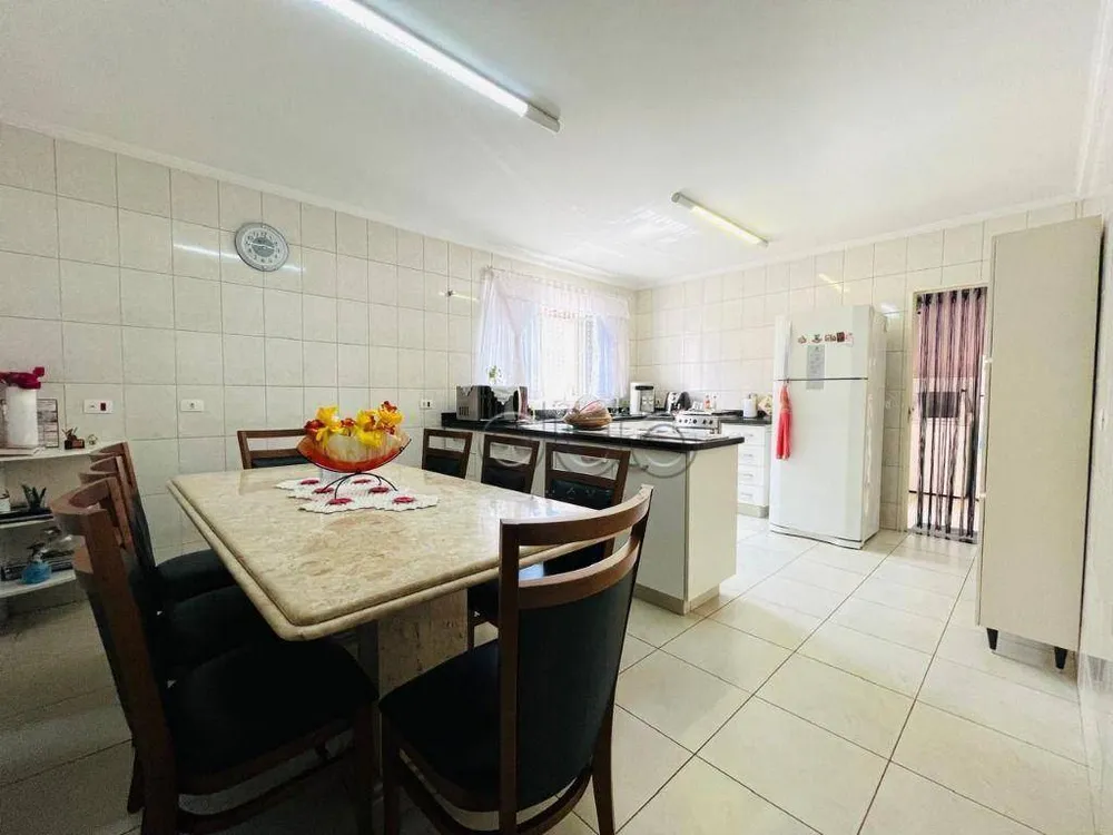 Casa, 3 quartos, 143 m² - Foto 2