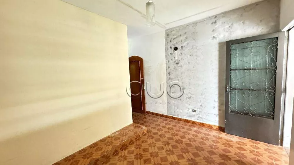 Casa à venda com 1 quarto, 110m² - Foto 3