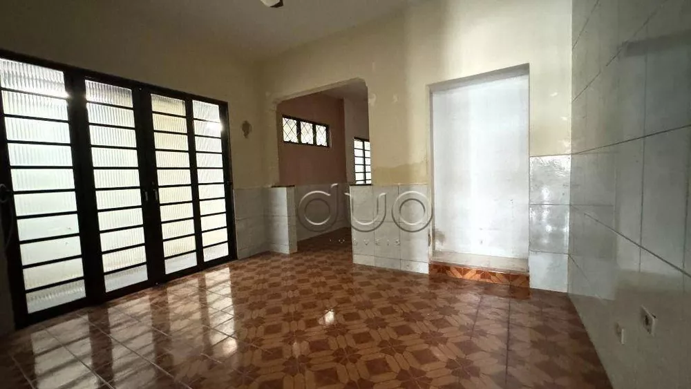 Casa à venda com 1 quarto, 110m² - Foto 1