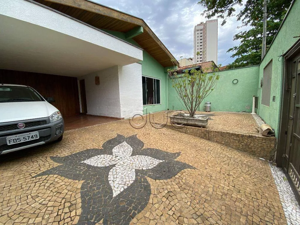 Casa à venda com 4 quartos, 183m² - Foto 2