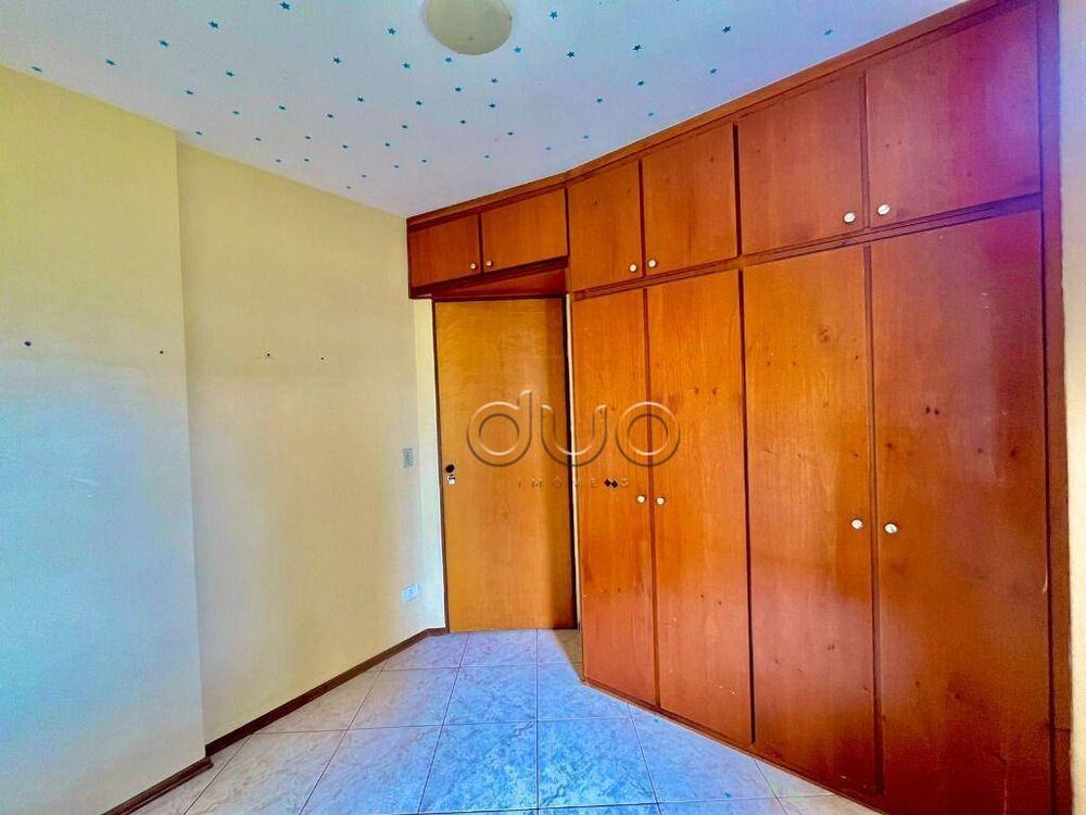 Apartamento à venda com 3 quartos, 77m² - Foto 4