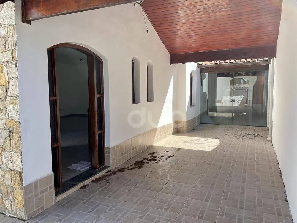 Casa, 3 quartos, 256 m² - Foto 2
