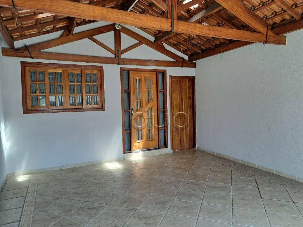 Casa, 3 quartos, 141 m² - Foto 1
