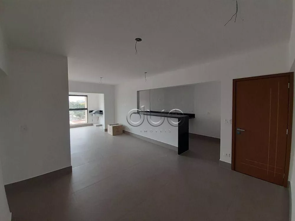 Apartamento à venda com 3 quartos, 109m² - Foto 1