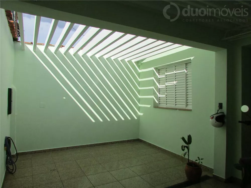 Casa à venda com 3 quartos, 146m² - Foto 4