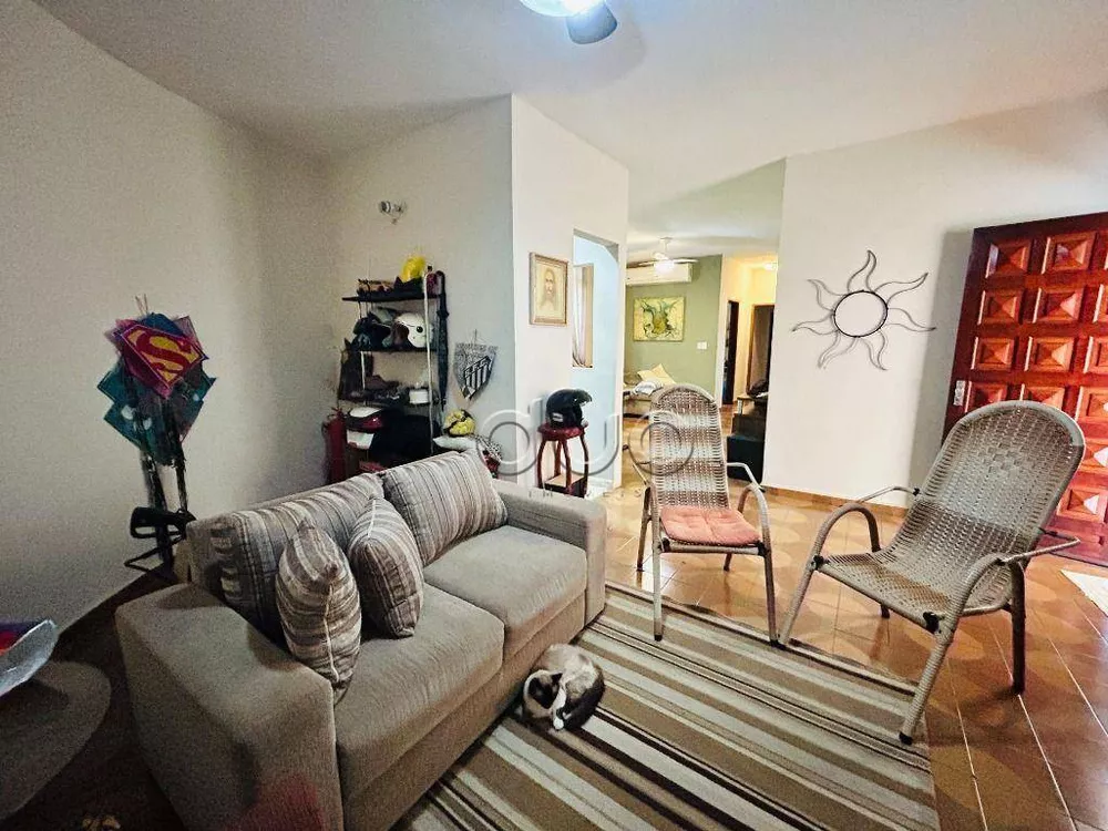 Casa, 3 quartos, 220 m² - Foto 3