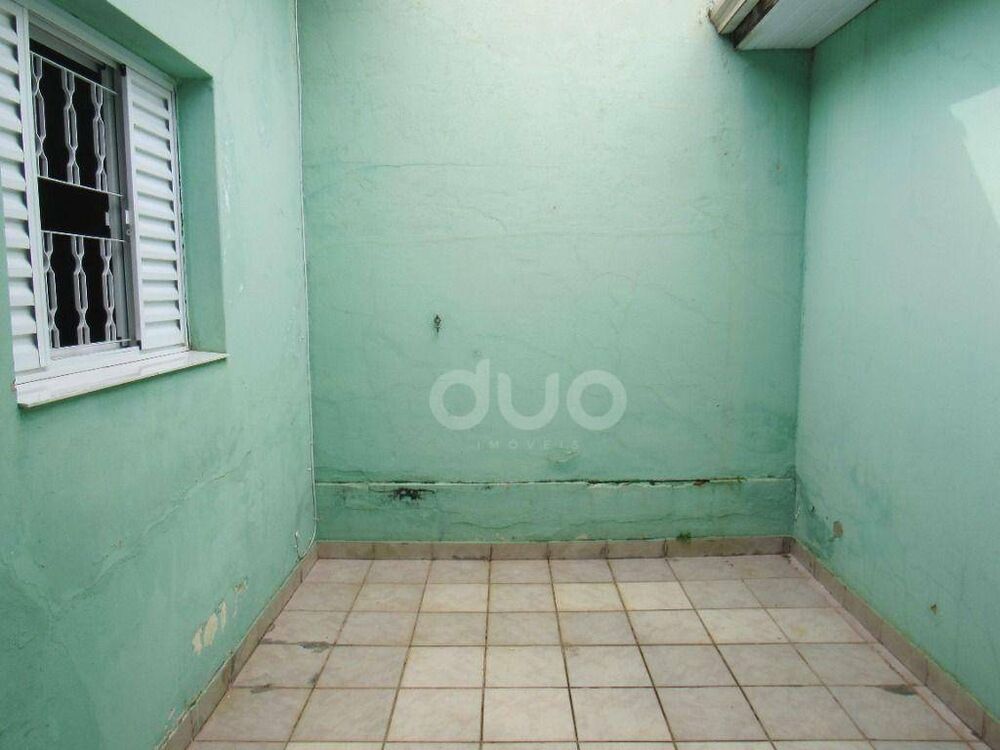 Casa à venda com 3 quartos, 189m² - Foto 1